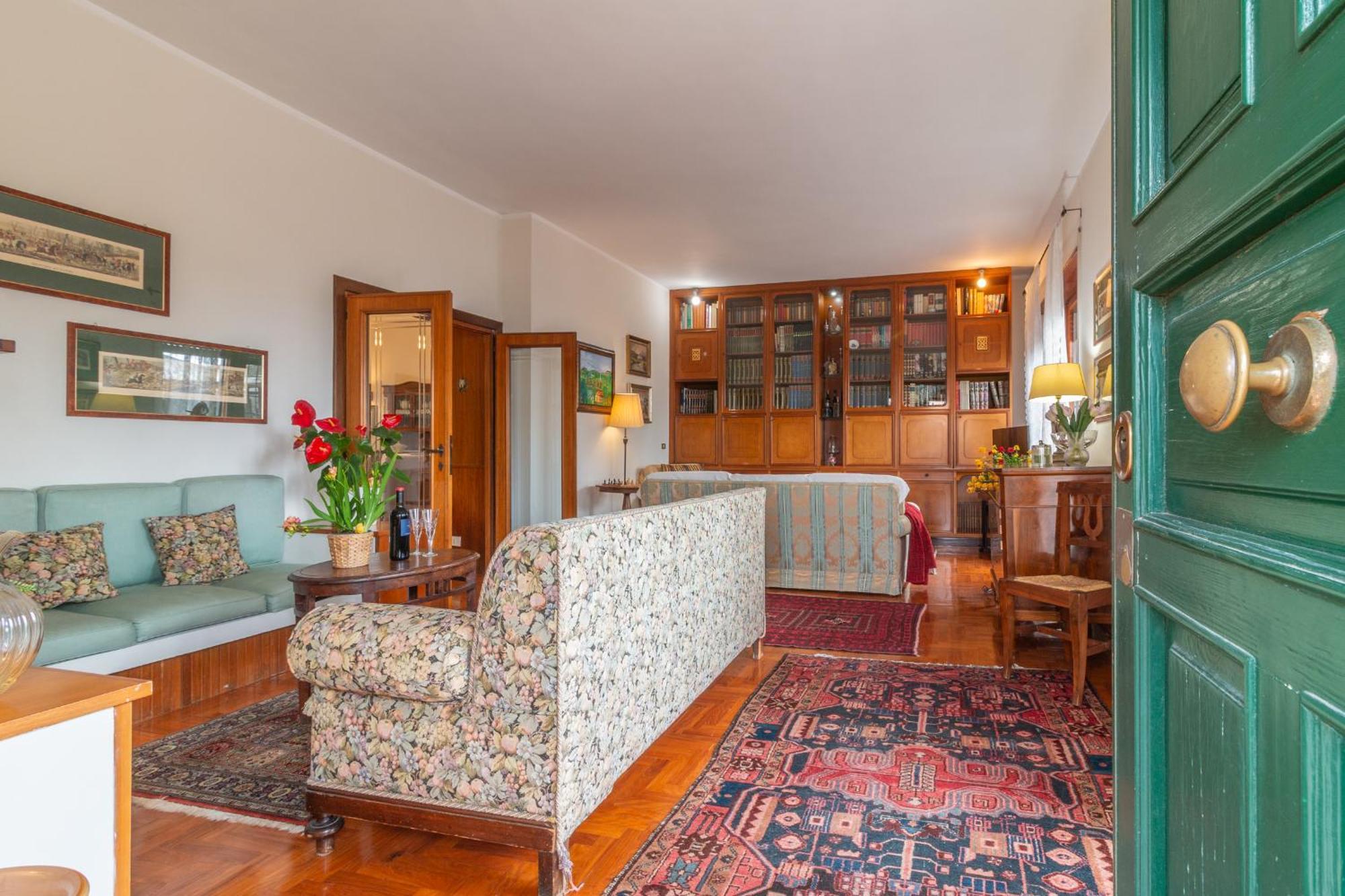 Spaziosa Villa Bifamiliare Campagnano Di Roma Exteriör bild