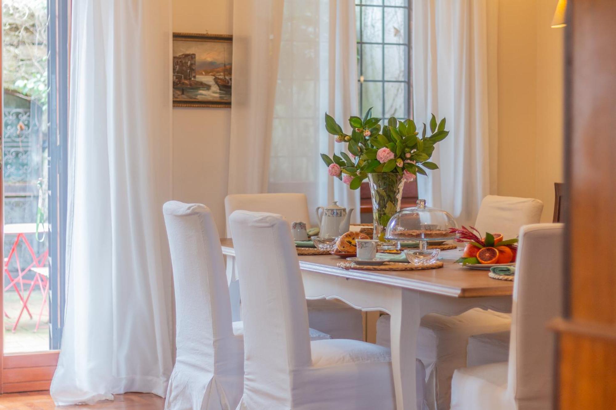 Spaziosa Villa Bifamiliare Campagnano Di Roma Exteriör bild